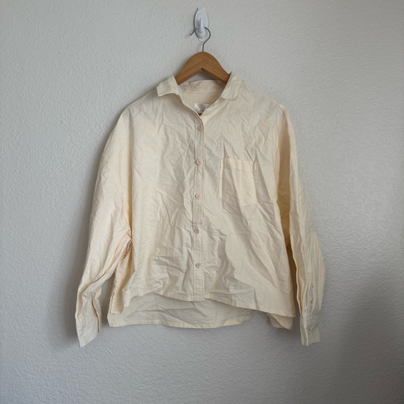 Tradlands Box Button Up Top - Picture 8 of 8